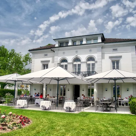 Schweizerhof Hotel 5*